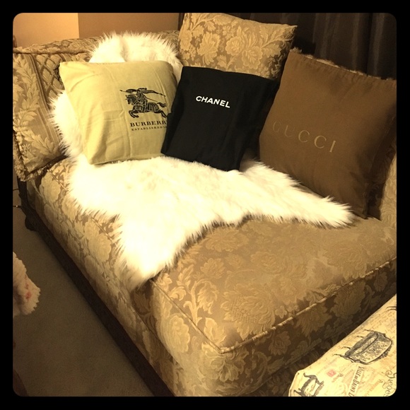 🌈Sharing my pillows 🌈DUST BAG COVERS➡️➡️➡️➡️➡️➡️ - Picture 1 of 6